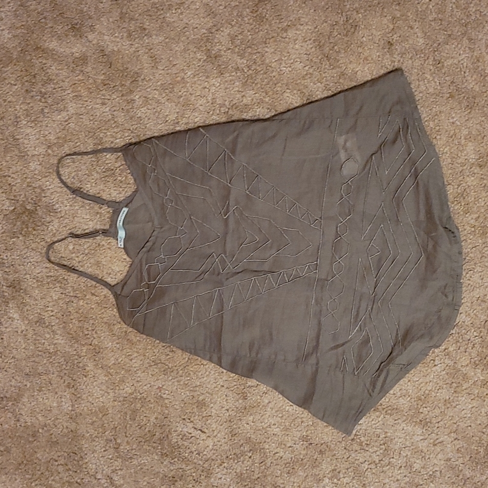 Lightweight embroidered tank {size XS}
